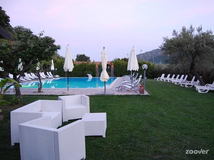 Вілла Agriturismo Valle Alcantara Motta Camastra Екстер'єр фото