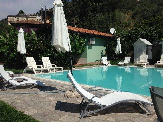 Вілла Agriturismo Valle Alcantara Motta Camastra Екстер'єр фото